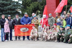 Глава района принял участие в патриотической акции «Знамя Победы»