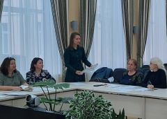 Обучающий семинар для работников муниципальных учреждений по вопросу упорядочения архивных документов..