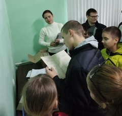 В рамках профориентации в районный архив.